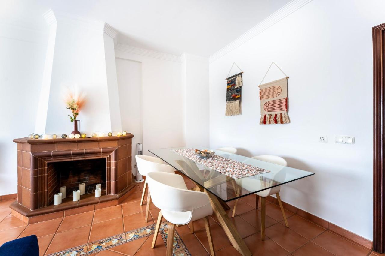 Peaceful 1 Bdr Apartment W/ Balcony By Lovelystay อัลมันซิล ภายนอก รูปภาพ